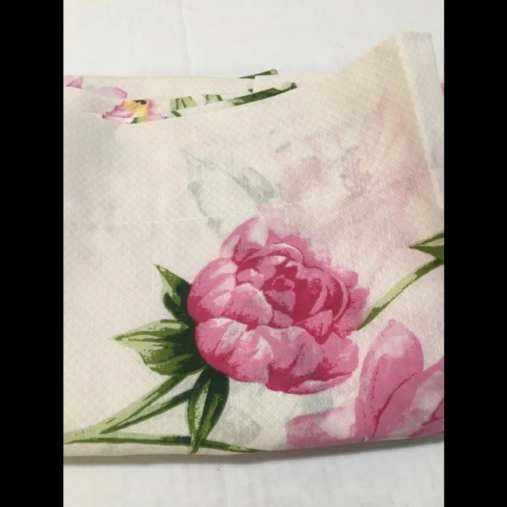 NWOT Westpoint Stevens Floral Std. Shams Pair Cottage Rose~Cotton bh.